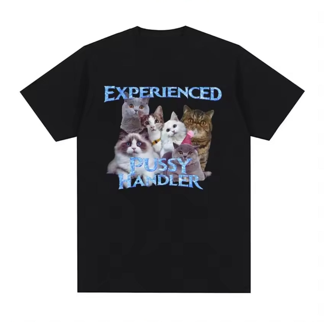 T-shirt experienced pussy handler
